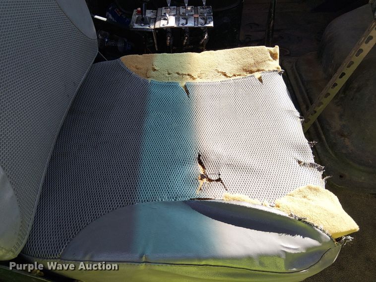 image for item EE5184 2000 Sterling L7500 water truck