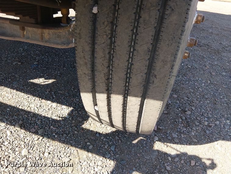 image for item EE5184 2000 Sterling L7500 water truck