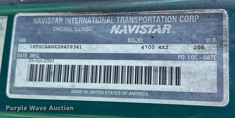 image for item EF2302 2002 International 4700 box truck