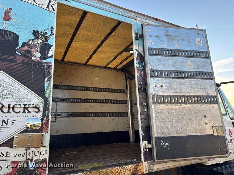 image for item EF2303 2007 International 4300 box truck