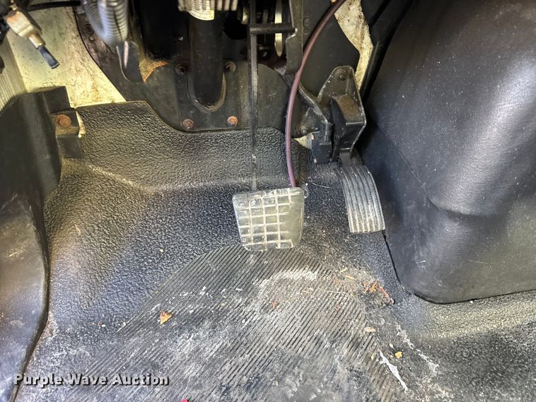 image for item EF2303 2007 International 4300 box truck