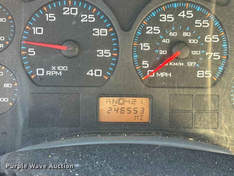 image for item EF2303 2007 International 4300 box truck