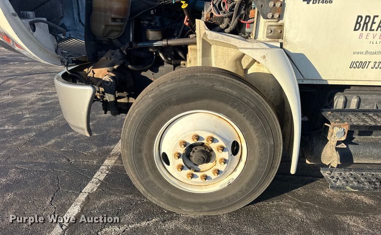 image for item EF2303 2007 International 4300 box truck