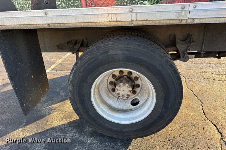 image for item EF2303 2007 International 4300 box truck