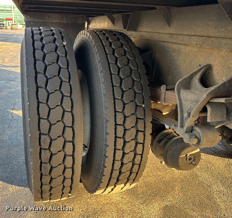 image for item EF2303 2007 International 4300 box truck