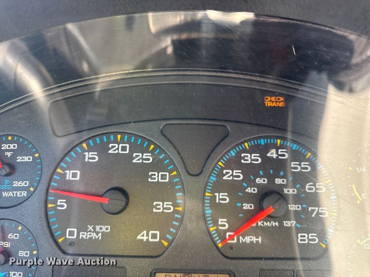 image for item EF2308 2006 International 4300 box truck