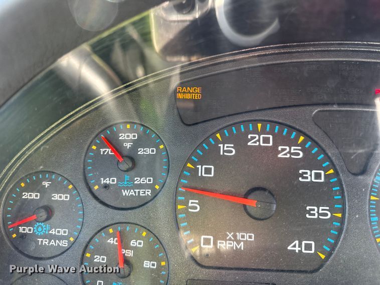 image for item EF2308 2006 International 4300 box truck