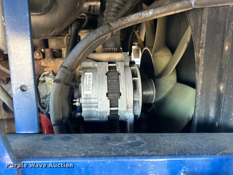 image for item EG1424 2004 Capacity TJ7000 yard truck