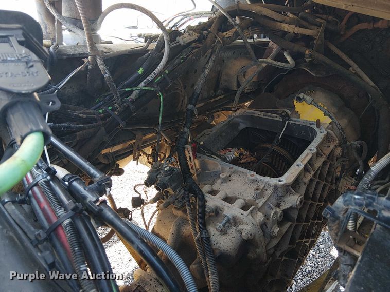 image for item EG1699 2018 Mack CHU613  semi truck