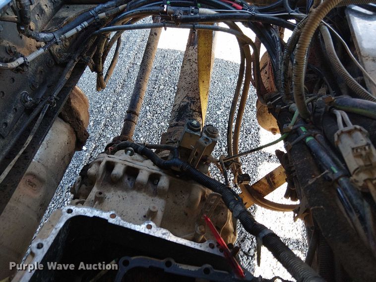 image for item EG1699 2018 Mack CHU613  semi truck