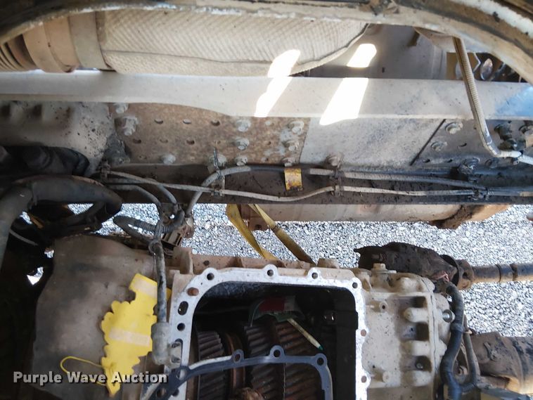 image for item EG1699 2018 Mack CHU613  semi truck