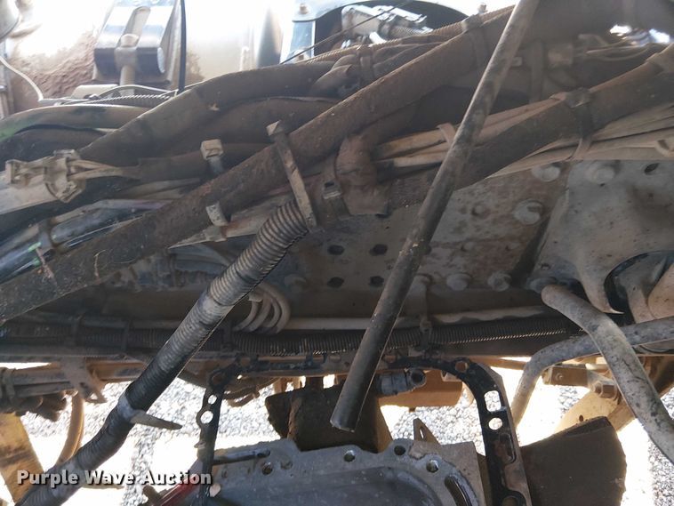 image for item EG1699 2018 Mack CHU613  semi truck