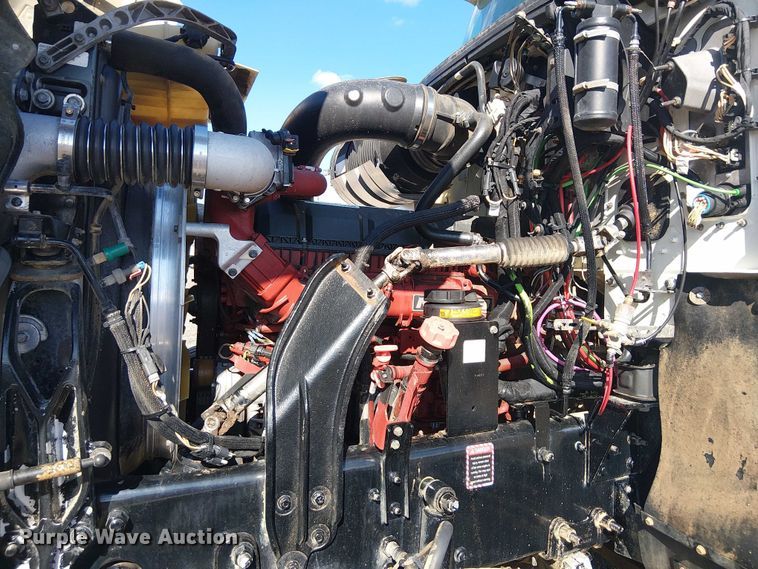 image for item EG1699 2018 Mack CHU613  semi truck