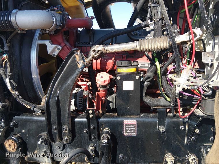 image for item EG1699 2018 Mack CHU613  semi truck