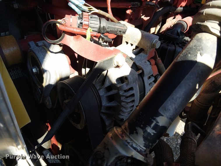 image for item EG1699 2018 Mack CHU613  semi truck