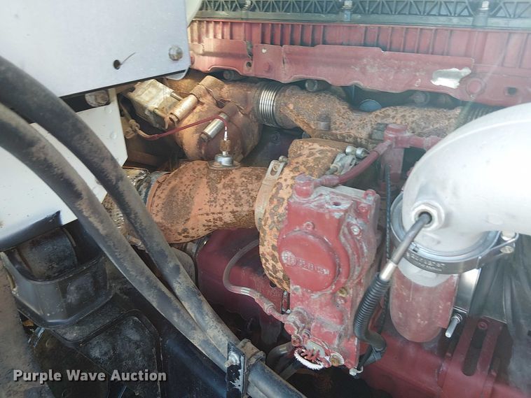 image for item EG1699 2018 Mack CHU613  semi truck