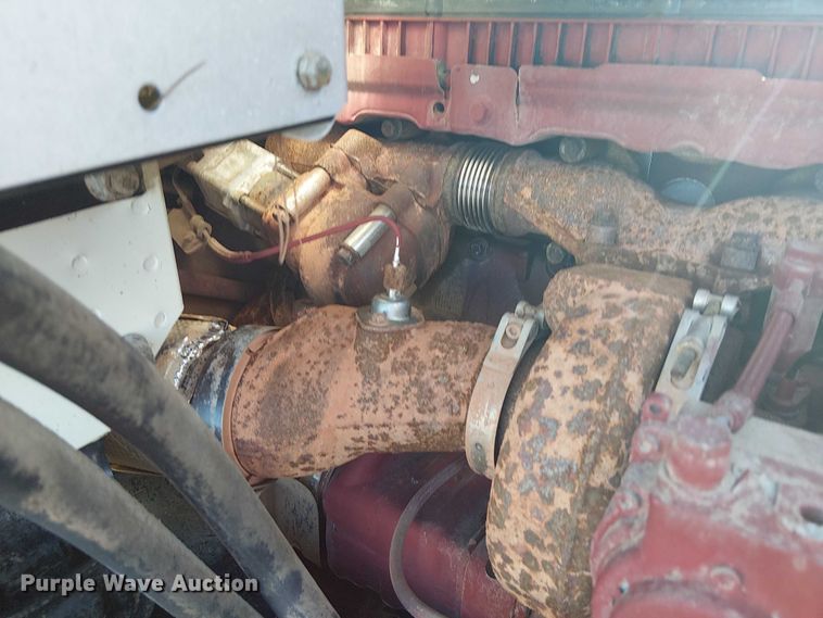 image for item EG1699 2018 Mack CHU613  semi truck