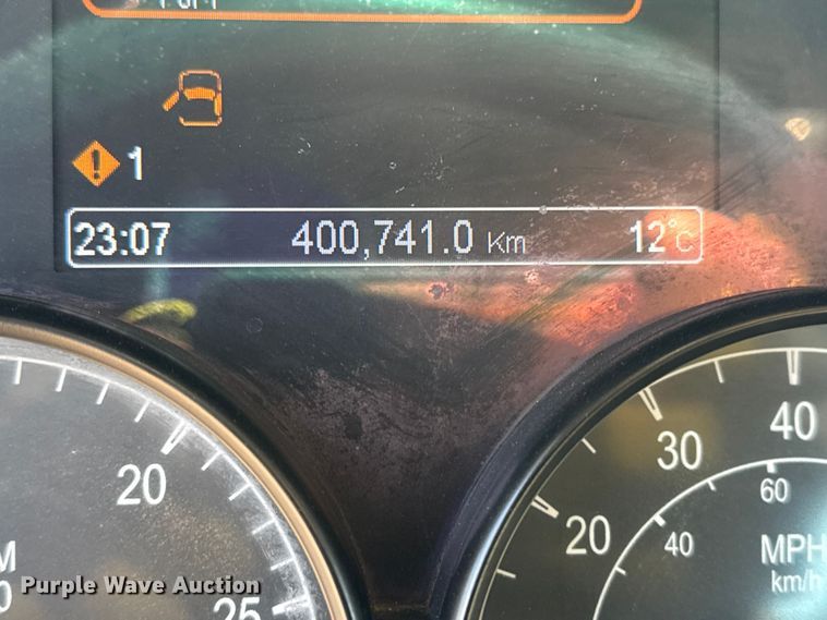 image for item EG2046 2018 Peterbilt 567 semi truck