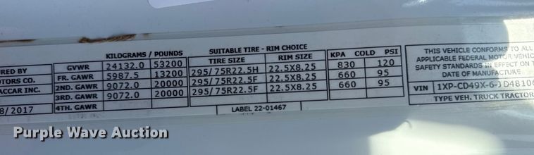 image for item EG2046 2018 Peterbilt 567 semi truck