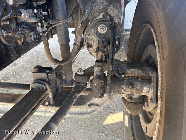 image for item EG2083 2016 Ford F750 Super Duty XL truck cab and chassis