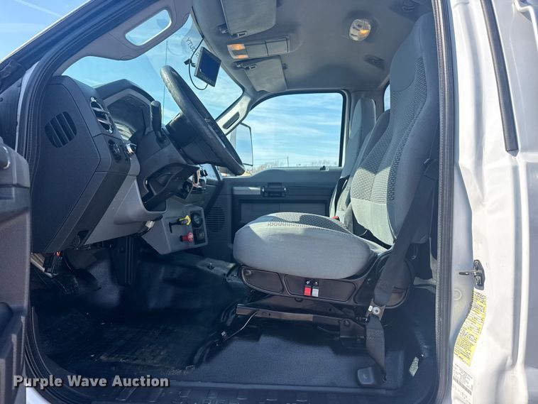 image for item EG2083 2016 Ford F750 Super Duty XL truck cab and chassis