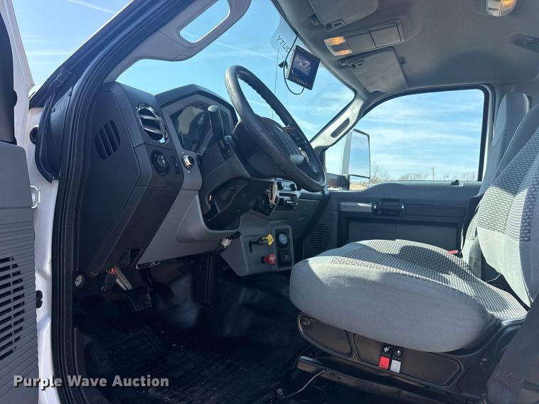 image for item EG2083 2016 Ford F750 Super Duty XL truck cab and chassis