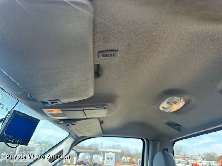 image for item EG2083 2016 Ford F750 Super Duty XL truck cab and chassis