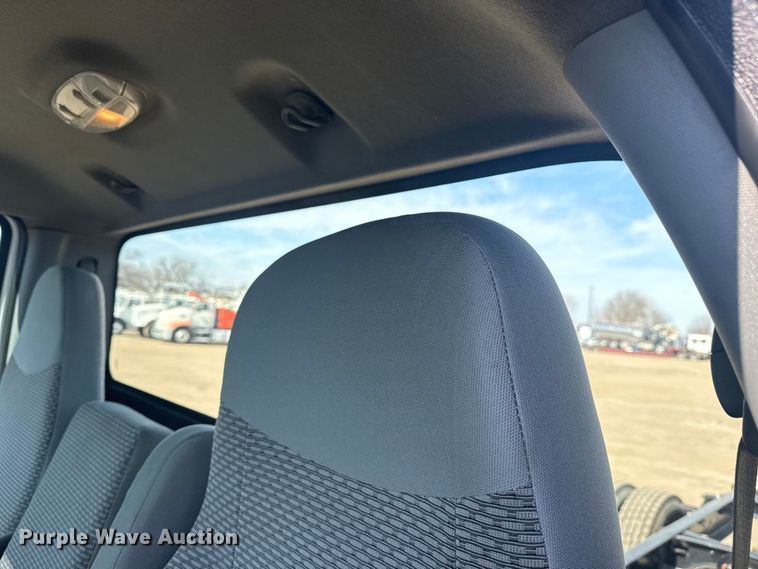 image for item EG2083 2016 Ford F750 Super Duty XL truck cab and chassis