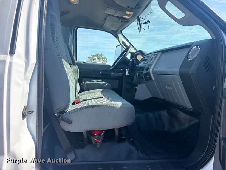 image for item EG2083 2016 Ford F750 Super Duty XL truck cab and chassis