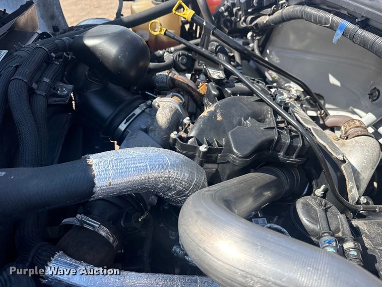 image for item EG2083 2016 Ford F750 Super Duty XL truck cab and chassis