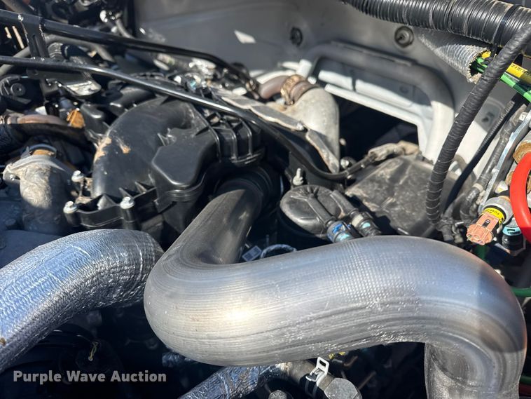 image for item EG2083 2016 Ford F750 Super Duty XL truck cab and chassis