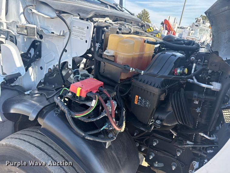 image for item EG2083 2016 Ford F750 Super Duty XL truck cab and chassis