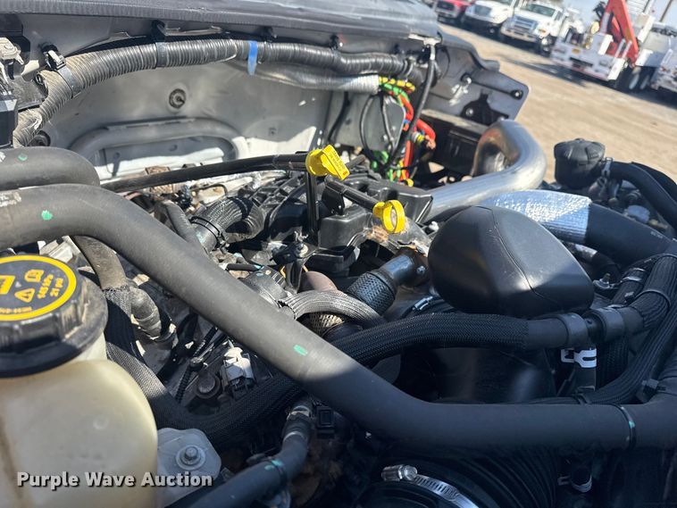 image for item EG2083 2016 Ford F750 Super Duty XL truck cab and chassis