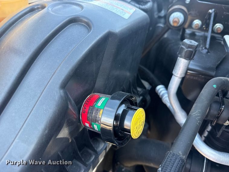 image for item EG2083 2016 Ford F750 Super Duty XL truck cab and chassis