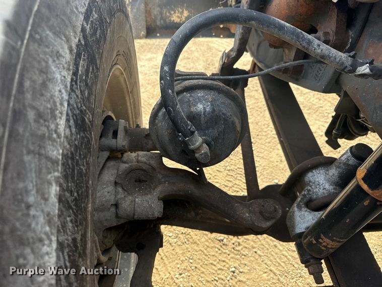 image for item EG2088 2014 Freightliner Coronado semi truck