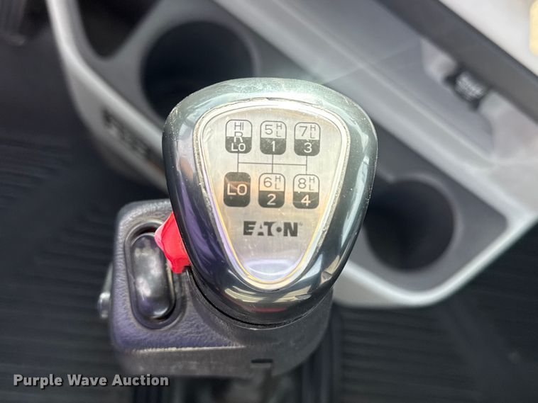 image for item EG2088 2014 Freightliner Coronado semi truck