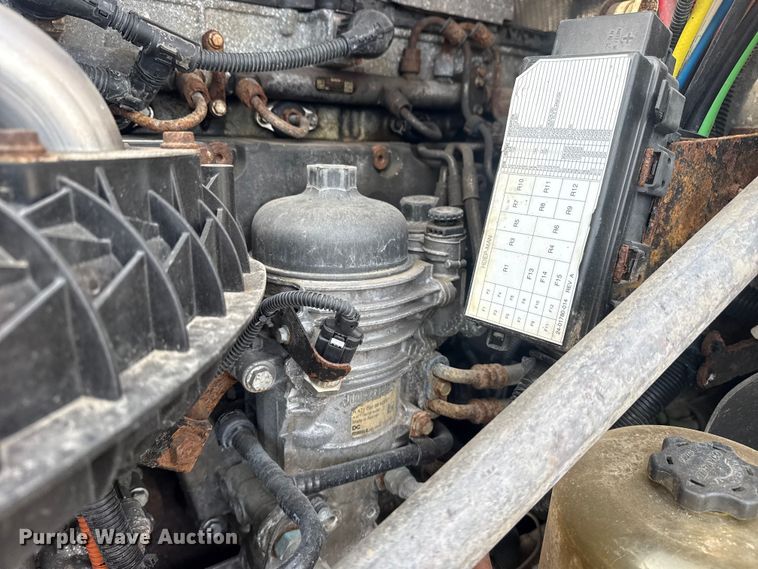 image for item EG2088 2014 Freightliner Coronado semi truck