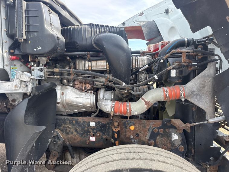 image for item EG2088 2014 Freightliner Coronado semi truck