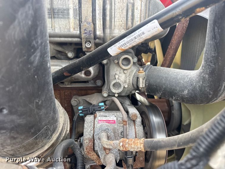 image for item EG2088 2014 Freightliner Coronado semi truck