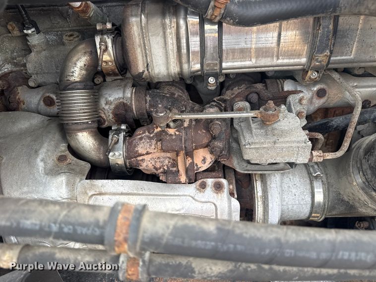 image for item EG2088 2014 Freightliner Coronado semi truck