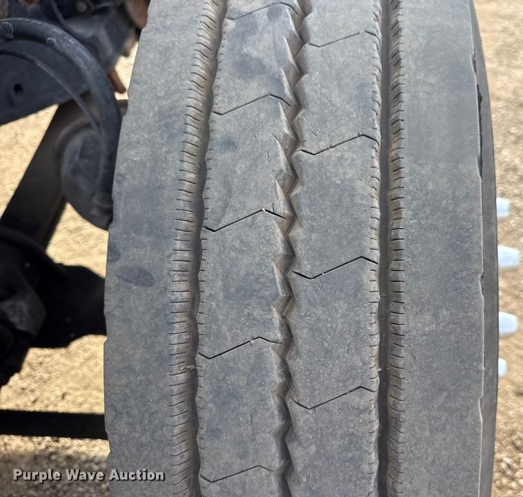 image for item EG2088 2014 Freightliner Coronado semi truck