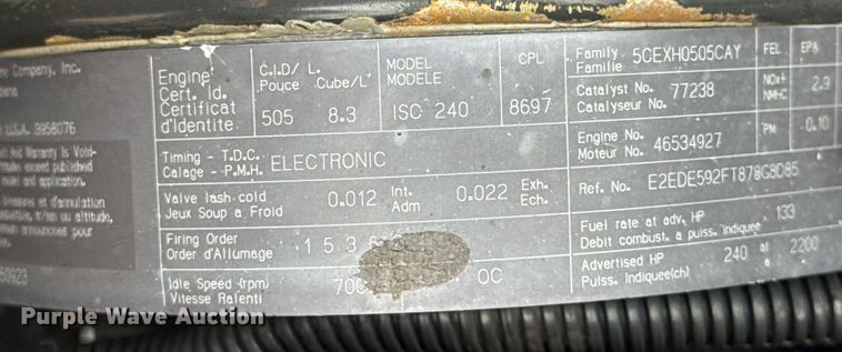 image for item EG2101 2006 Peterbilt 335 flatbed truck