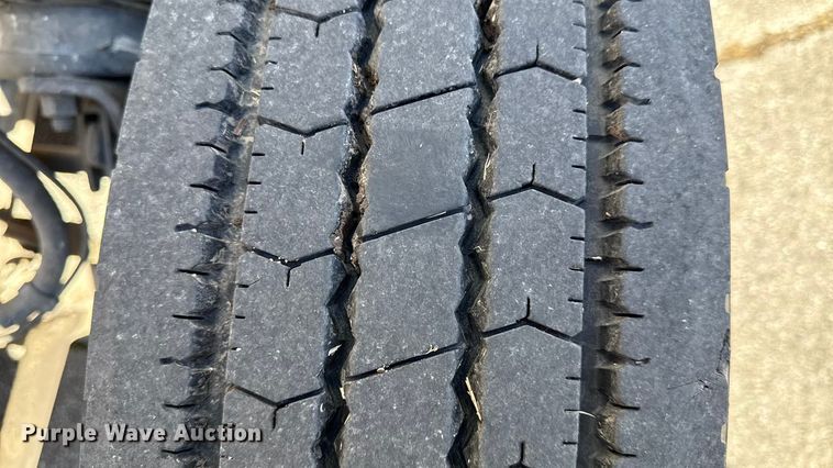 image for item EN0304 2013 Peterbilt 386 