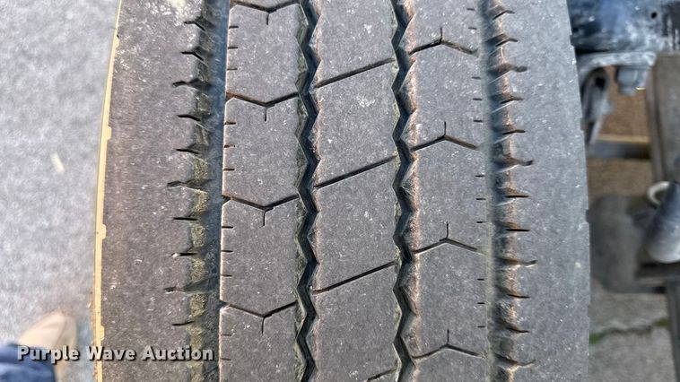 image for item EN0304 2013 Peterbilt 386 