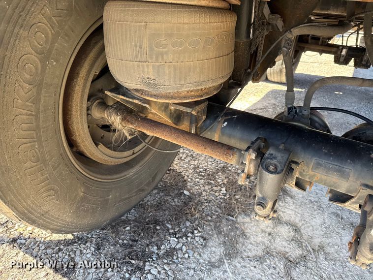 image for item EN0305 1999 Fontaine IPTW-6-8048WSAK flatbed trailer