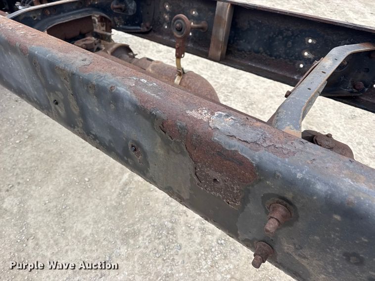 image for item EN0819 2010 International 4400 truck cab and chassis