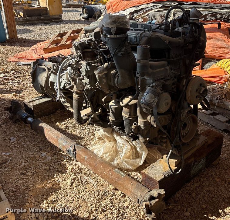 image for item EN5965 Paccar PX-13 engine and transmission