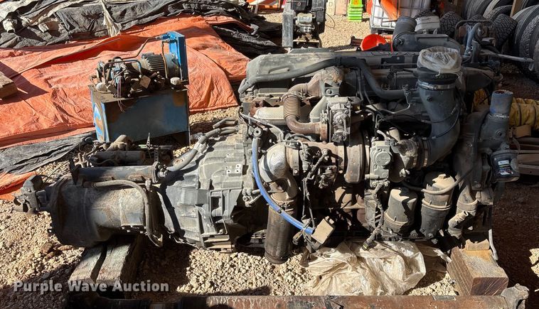 image for item EN5965 Paccar PX-13 engine and transmission
