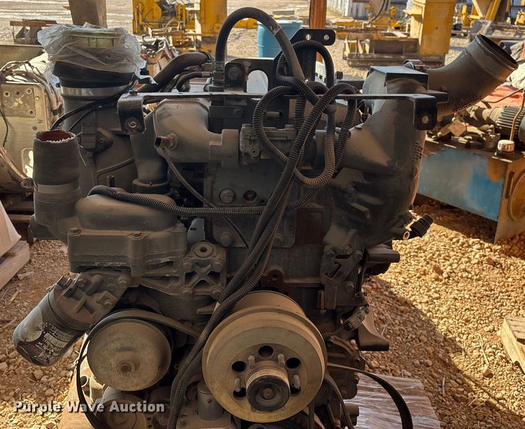 image for item EN5965 Paccar PX-13 engine and transmission