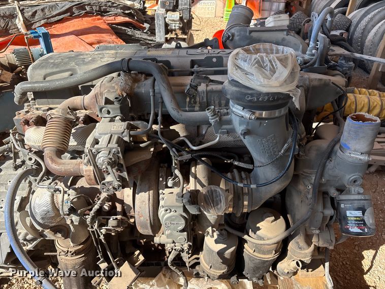 image for item EN5965 Paccar PX-13 engine and transmission